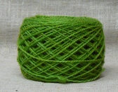 klik voor meer info Wol bol ca.50 gram 100% wol. nr. 27