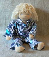 klik voor meer info Pyjama. Verkocht.