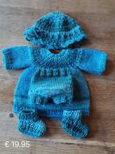 kleding-set voor 30 cm pop. verkocht.
